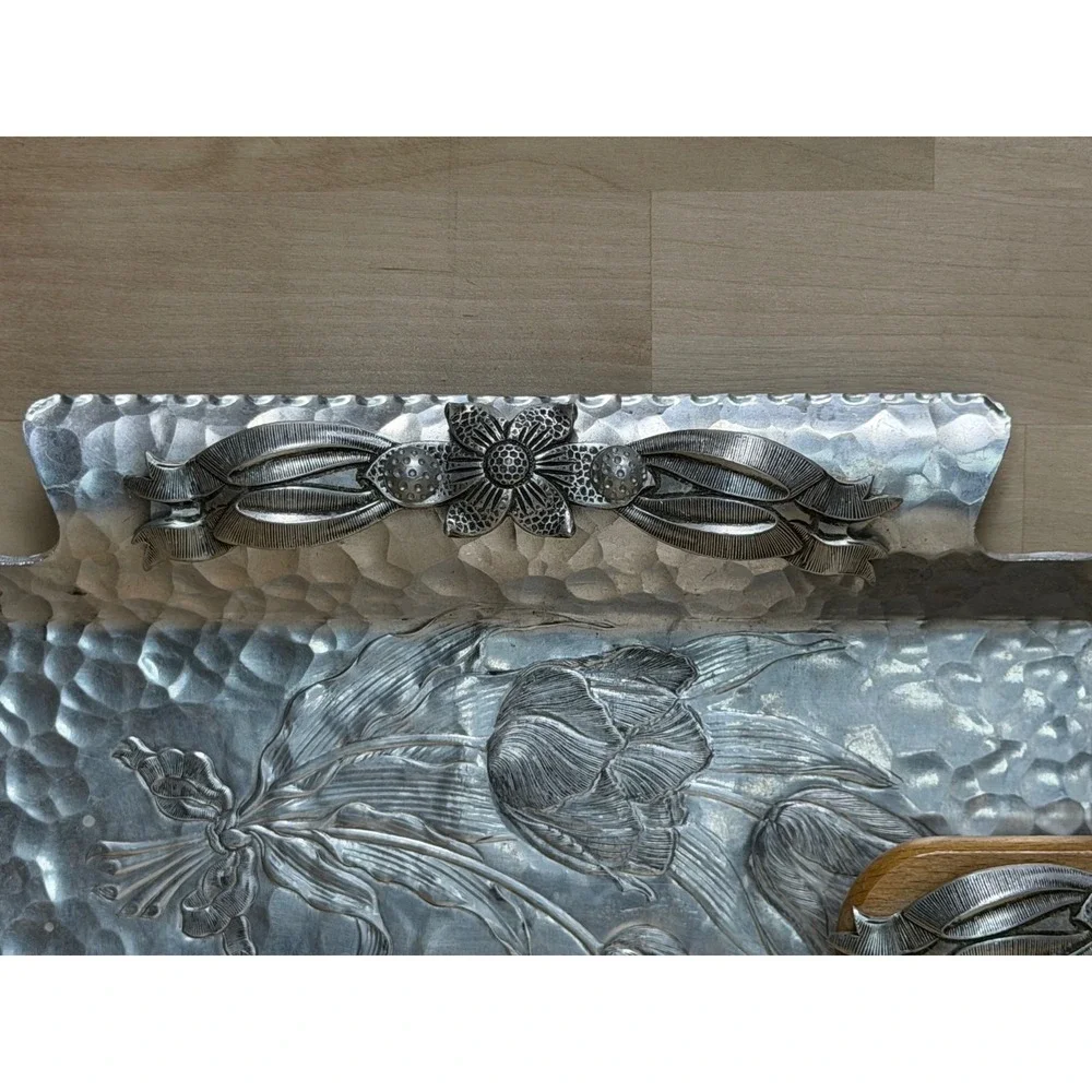 Rodney Kent Hand Wrought Aluminum Silent Butler Crumb TraySet 444 Hammered Tulip